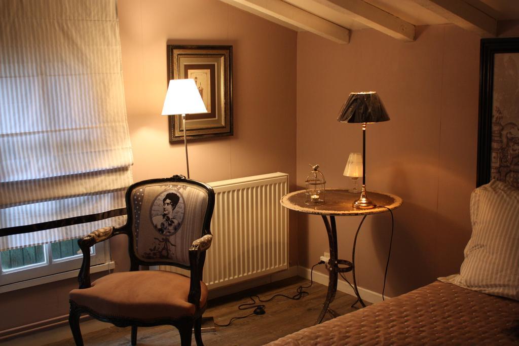 Le Domaine De La Lezardiere B&B Espiet Zimmer foto